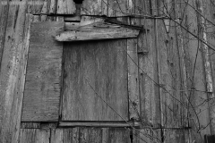 IMG0660_barn_window_BW_lores