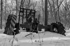 IMG4497_woods_tractor_snow_BW_lores