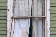 2023-02-09_abandoned_window_lores