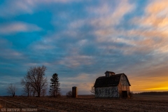 IMG0379_barn_sunset_lores