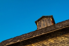 IMG8782_the_barn_roof_lores
