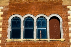 IMG5223_old_windows_lores